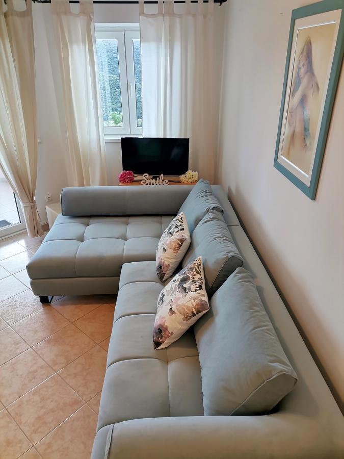 Lovely Apartment Branko Rabac With Balcony And Parking Exterior photo
