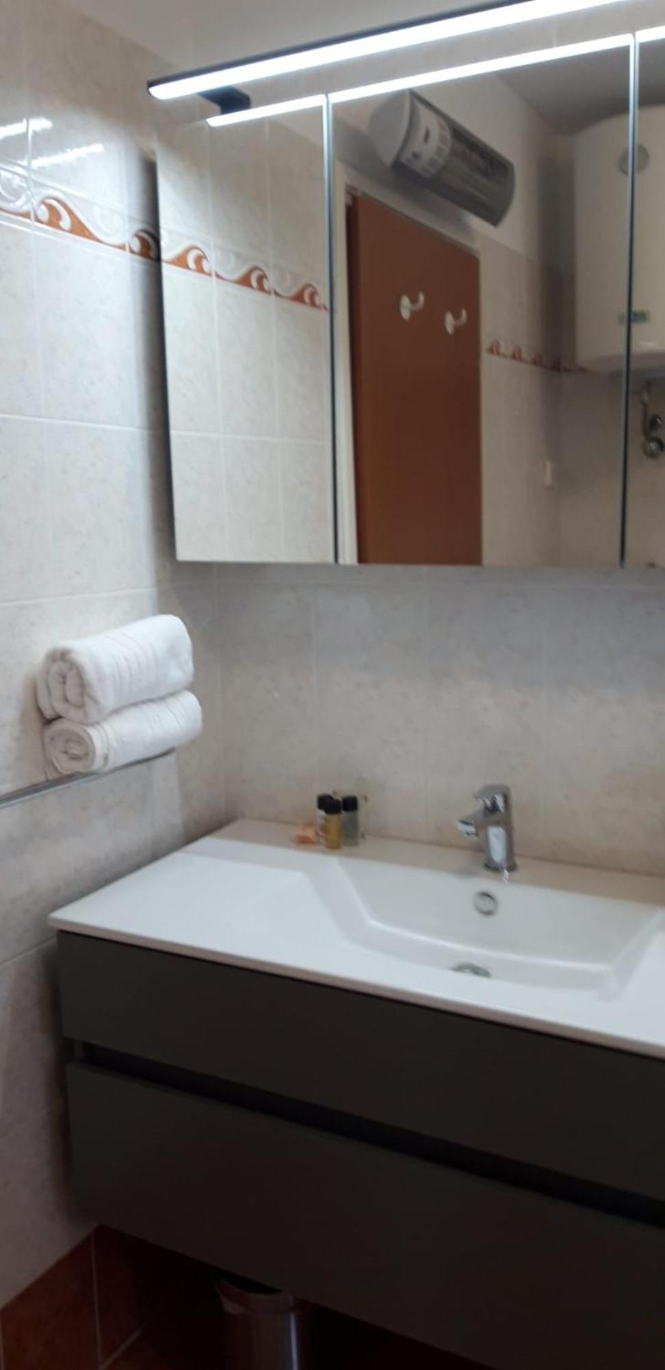 Lovely Apartment Branko Rabac With Balcony And Parking Exterior photo